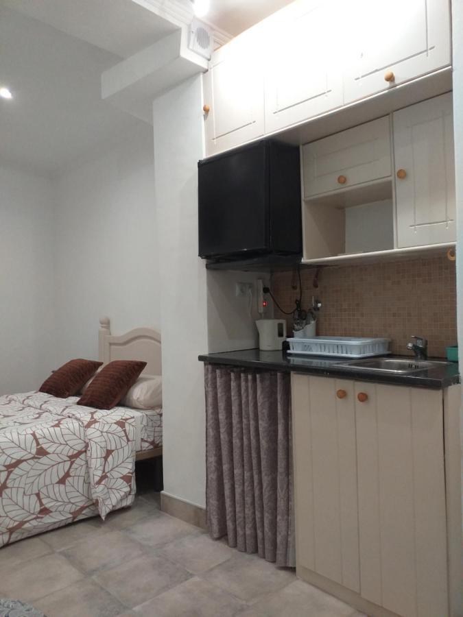 Malaga Ensuites City Centre Exterior photo